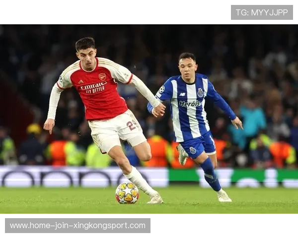 阿森纳通过快速分球频频进入禁区，展现现代足球进攻精髓